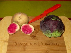 Distribution du 15/03/2016 : radis "red meat" et chou d'hiver "deadon" prêts à être mangés.
